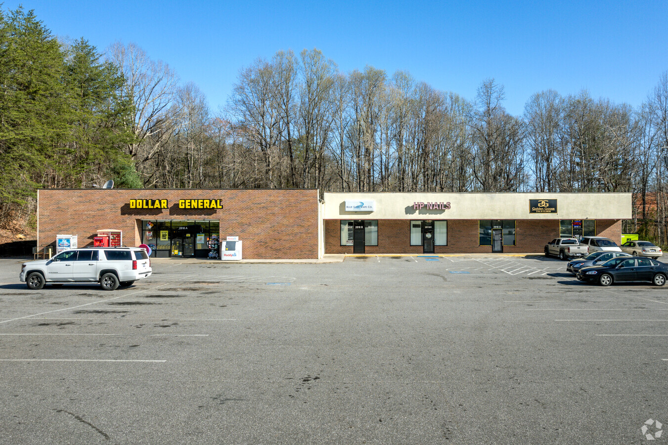 2818 W US 421 Hwy, Wilkesboro, NC 28697 - Dollar General Shopping ...