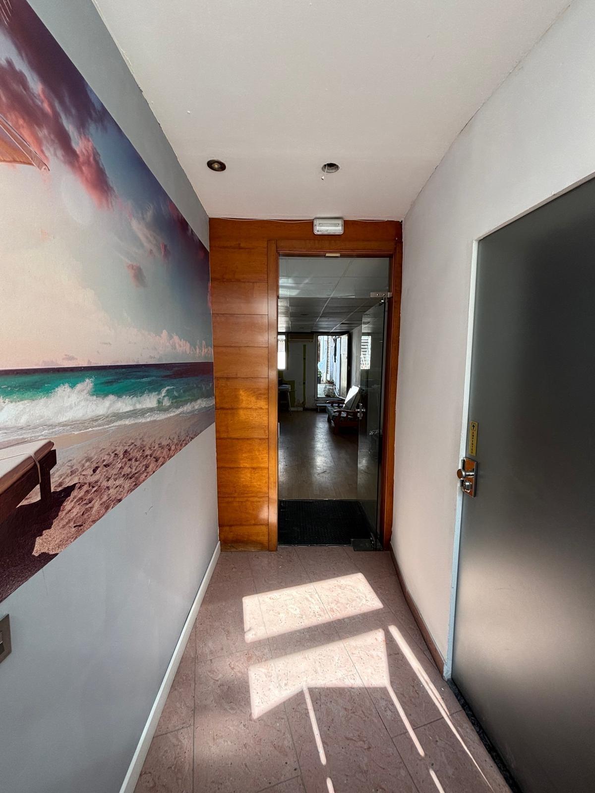 Retail in Caldes de Montbui, Barcelona to rent Interior Photo- Image 1 of 6