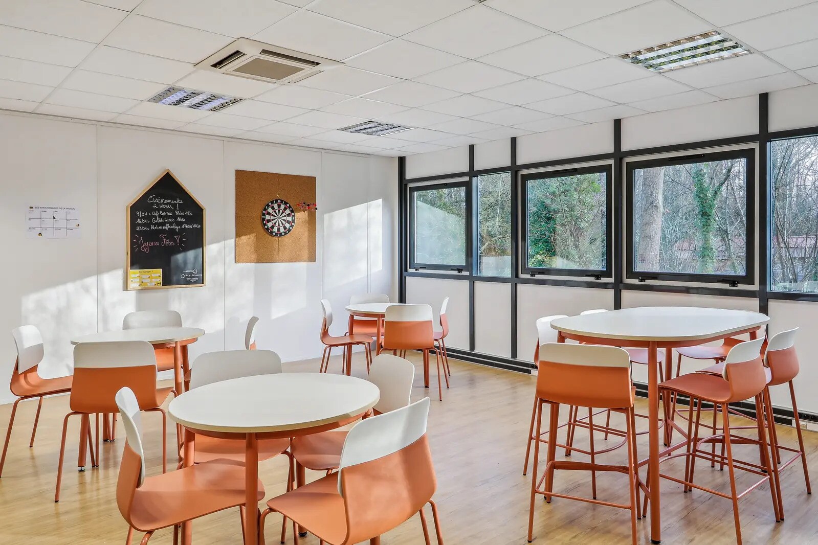 9 Avenue Des Améthystes, Nantes to rent Interior Photo- Image 1 of 10