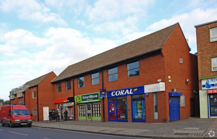 29-37 Upminster Rd S, Rainham for sale - Primary Photo - Image 1 of 1