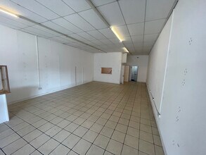 467-471 Wimborne Rd, Bournemouth to rent Interior Photo- Image 1 of 3