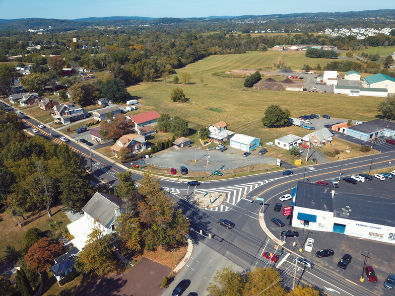 1499 E Philadelphia Ave, Gilbertsville, PA for sale - Building Photo - Image 2 of 59