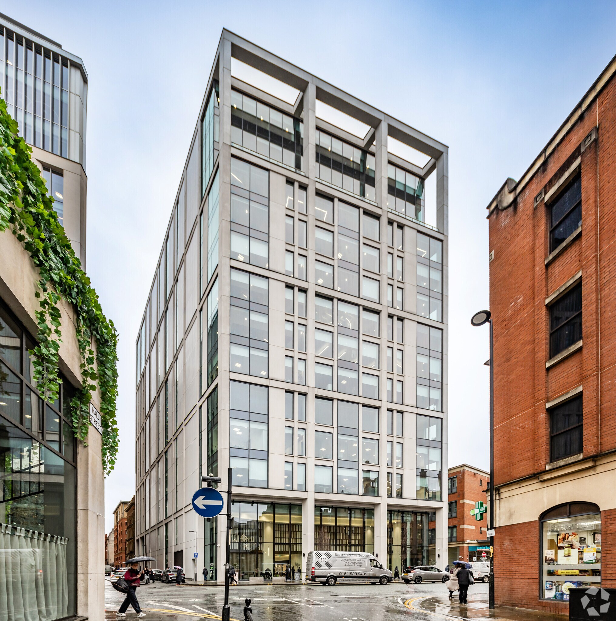 1 Oxford St, Manchester to rent Building Photo- Image 1 of 14