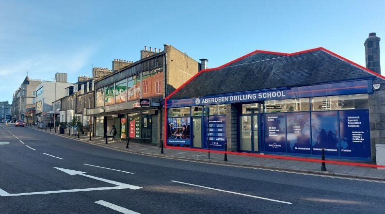 50 Union Gln, Aberdeen to rent - Building Photo - Image 2 of 10