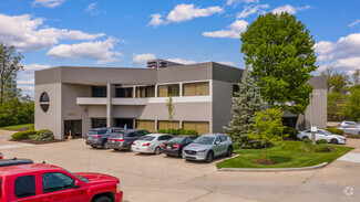 More details for 4410-4412 Carver Woods Dr, Blue Ash, OH - Office for Rent