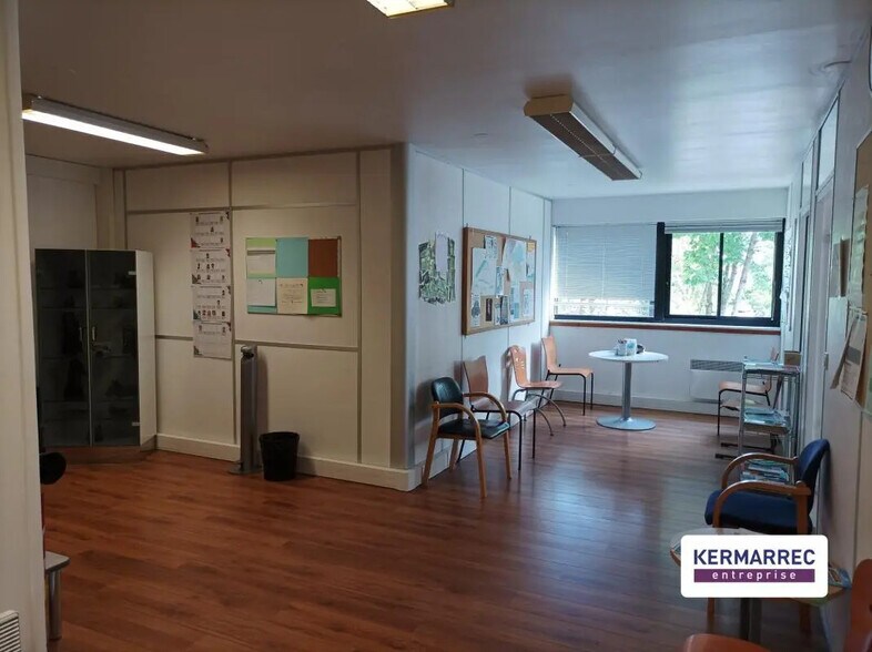 Office in Orvault to rent - Building Photo - Image 3 of 5