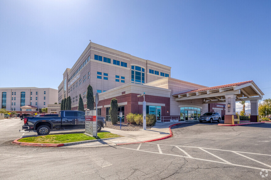 10001 S Eastern Ave, Henderson, NV for sale - Primary Photo - Image 1 of 1