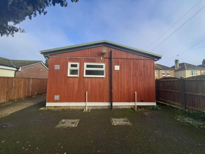 8 Blind Ln, Wimborne to rent - Building Photo - Image 3 of 3