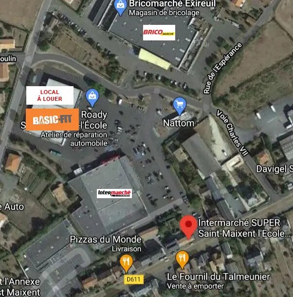 Location Commerce 450 m² à 876 m²