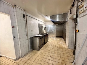 28 High St, Warminster to rent Interior Photo- Image 2 of 2