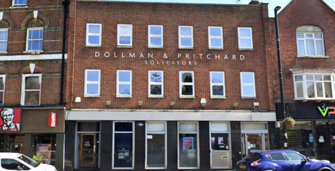 10 The Sq, Caterham to rent Primary Photo- Image 1 of 2