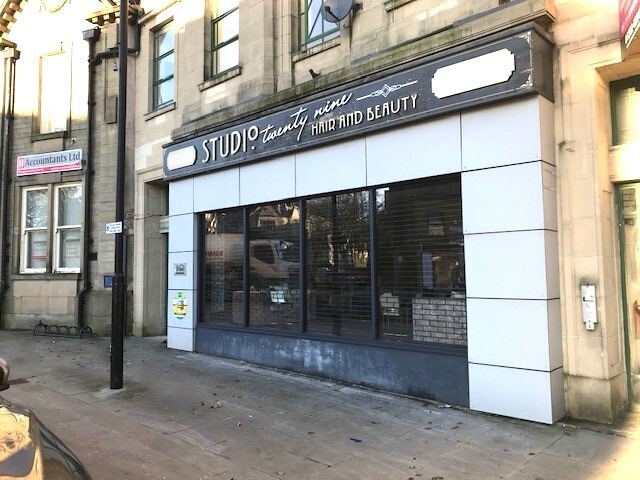 6-8 St James Sq, Bacup for sale Building Photo- Image 1 of 1