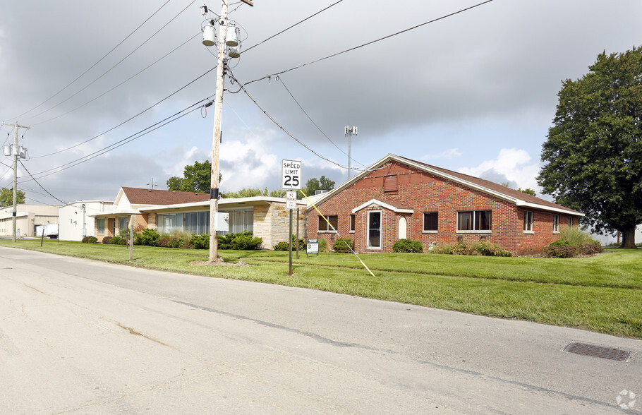 750 Western Ave, Findlay, OH for rent - Building Photo - Image 2 of 11