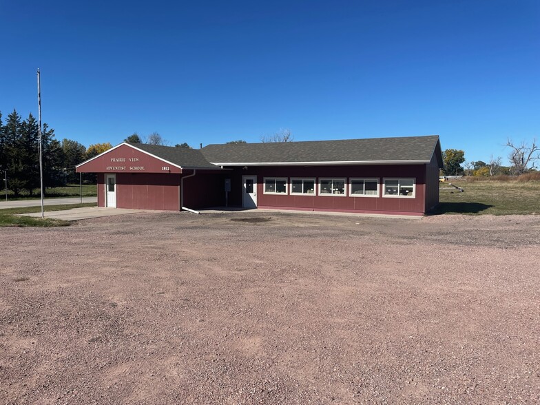 1812 US-20, Chadron, NE for sale - Building Photo - Image 2 of 10