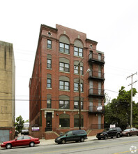 4946-4950 Parkside Ave, Philadelphia, PA for rent Building Photo- Image 1 of 27