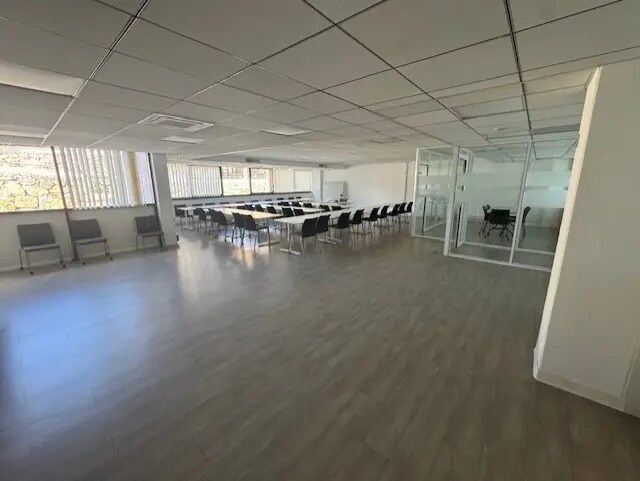 Office in Valbonne to rent - Building Photo - Image 3 of 5