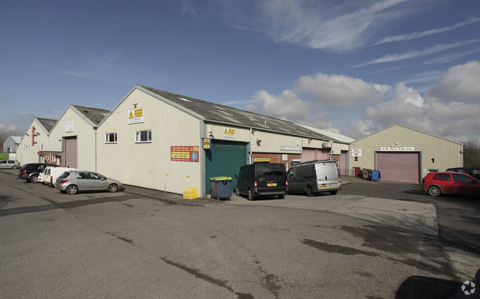 Ashmead Rd, Keynsham for sale - Primary Photo - Image 1 of 1