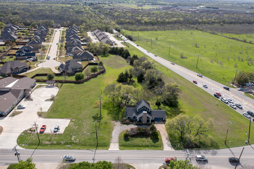 8409 Chiesa Rd, Rowlett, TX for sale - Building Photo - Image 1 of 4