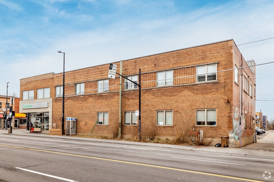 3250 Rue Masson, Montréal, QC for sale - Building Photo - Image 3 of 5