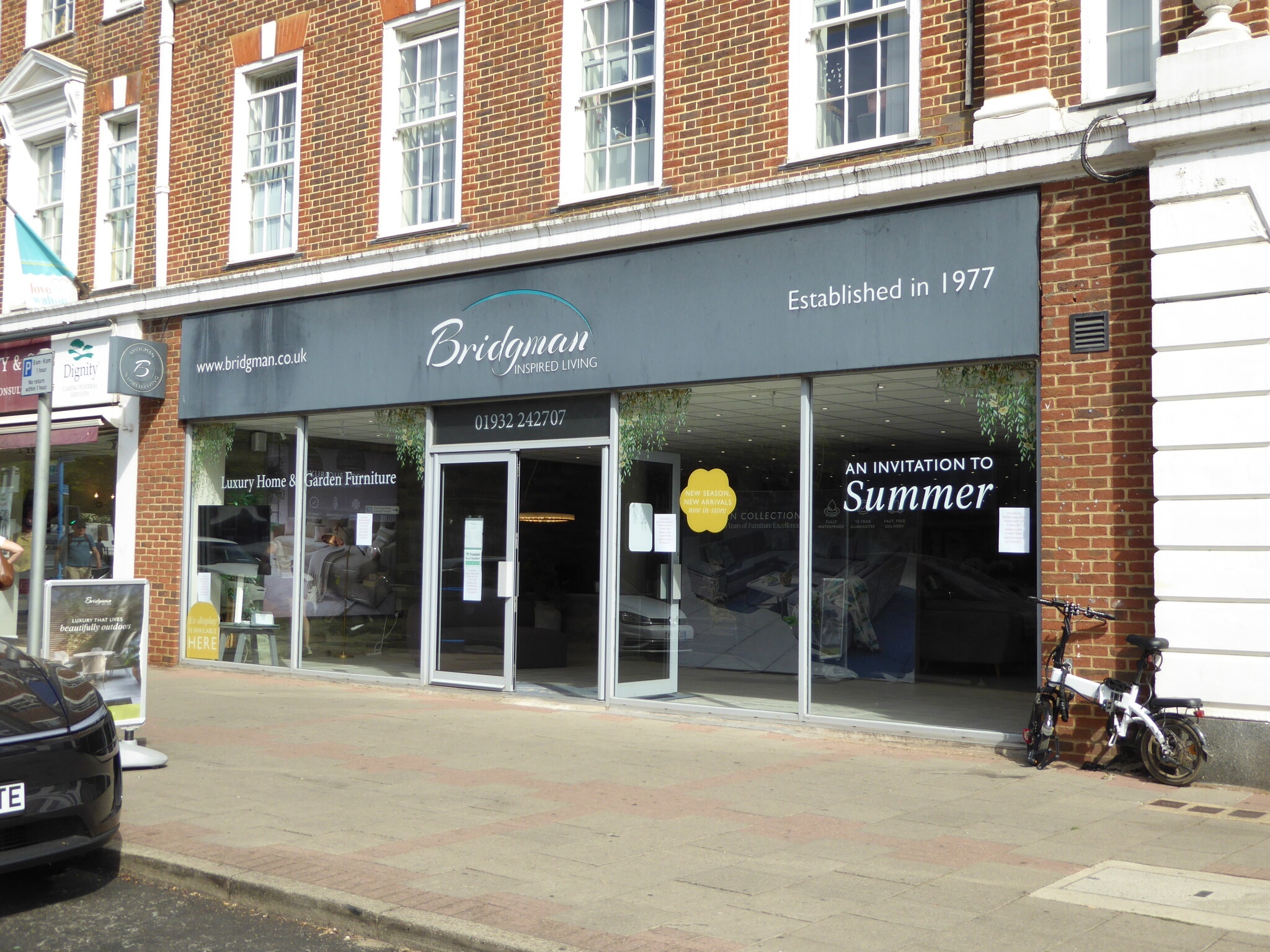 22-24 New Zealand Ave, Walton On Thames to rent Building Photo- Image 1 of 4