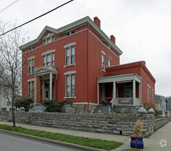 1710 Eastern Ave, Covington, KY for sale Primary Photo- Image 1 of 1