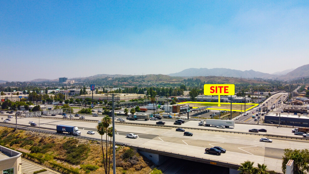 SEC S. Hunts Ln. & W. Redlands Blvd, San Bernardino, CA for sale - Building Photo - Image 1 of 3