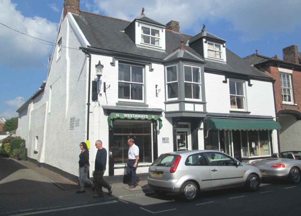 11 Fore St, Exeter for sale Primary Photo- Image 1 of 1