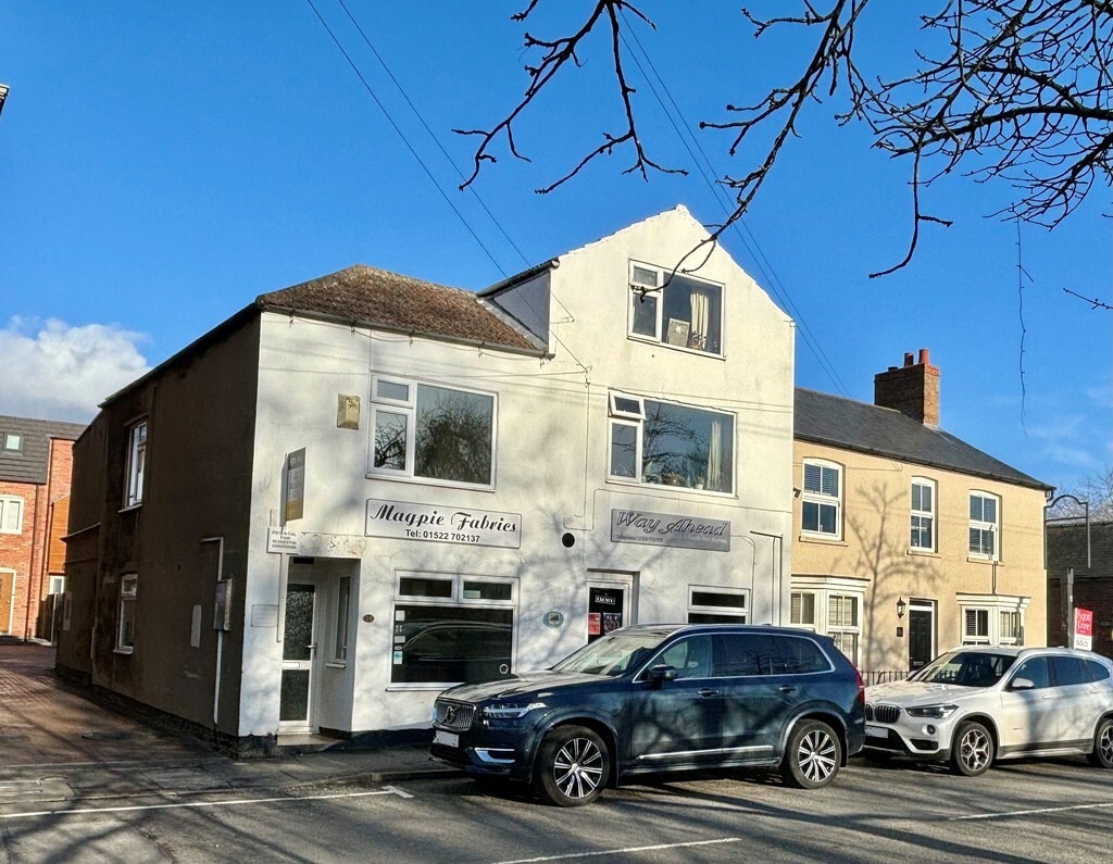22 Bridge St, Saxilby to rent Primary Photo- Image 1 of 6