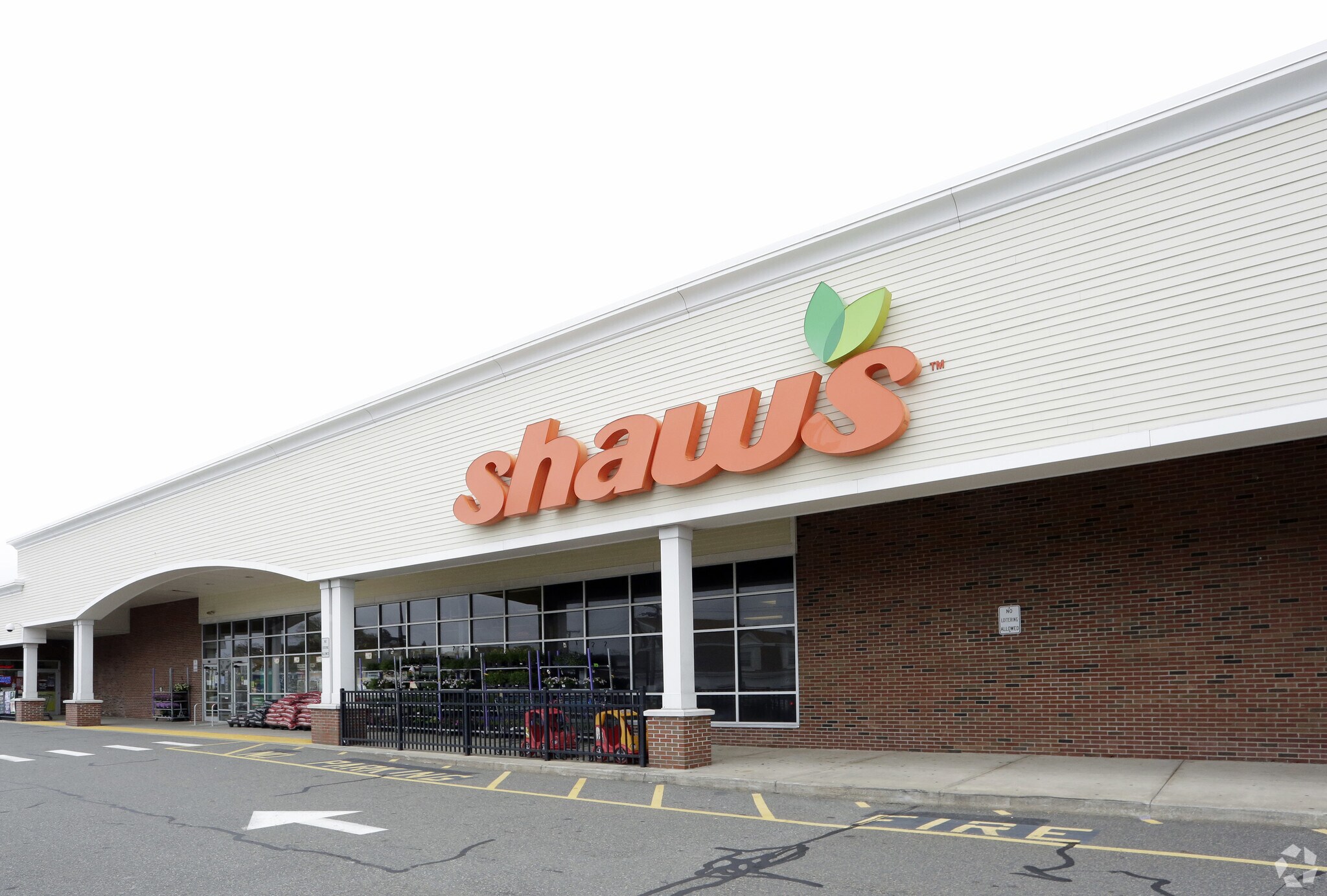 7 Railroad Ave, Gloucester, MA to rent Building Photo- Image 1 of 2