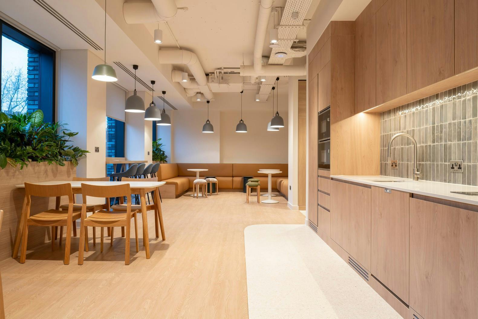 4-10 Pentonville Rd, London to rent Building Photo- Image 1 of 18