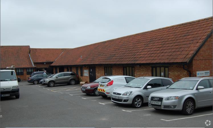 Hunsdon Rd, Ware for sale Primary Photo- Image 1 of 1