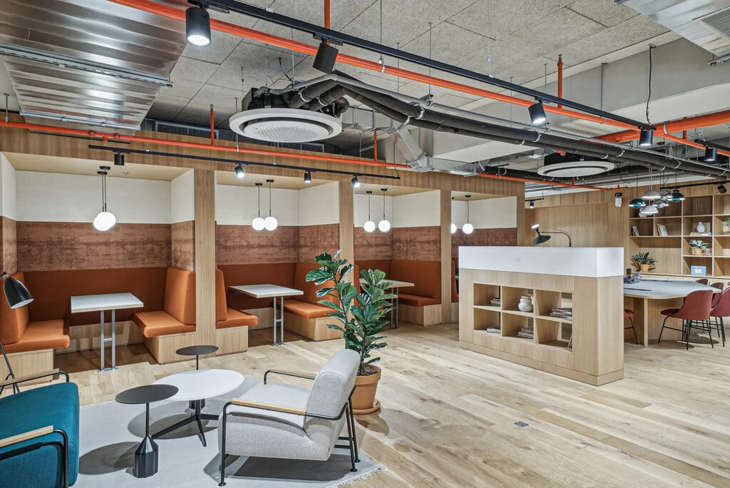 Location Bureaux 10 m² à 1 637 m² - Photo 1