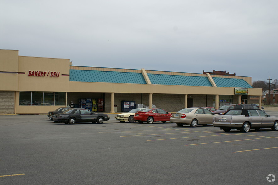 100 N Main St, Du Bois, PA for rent - Building Photo - Image 3 of 3