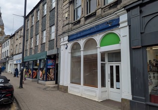 53 Highgate, Kendal to rent Building Photo- Image 1 of 1