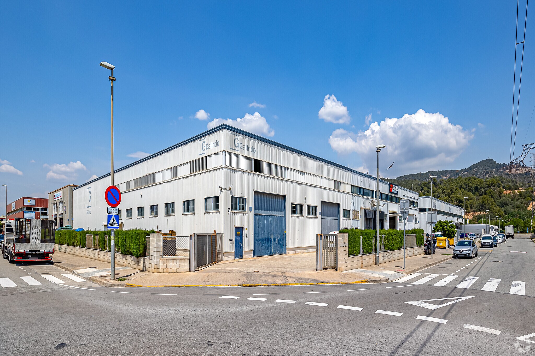 Industrial in Molins de Rei, Barcelona to rent Primary Photo- Image 1 of 3
