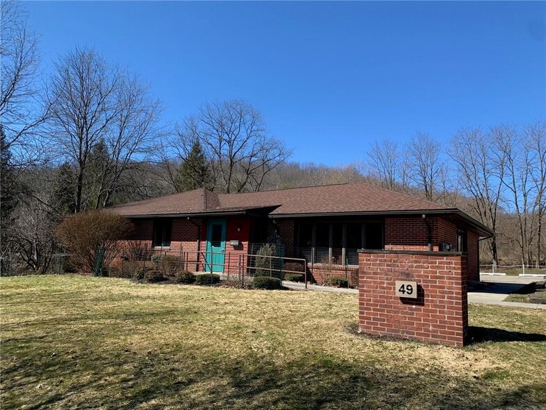 49 Hillcrest Dr, Alfred, NY for sale - Building Photo - Image 1 of 30