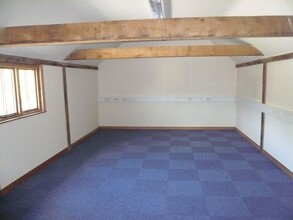 Plaxdale Green Rd, Sevenoaks for rent Building Photo- Image 2 of 3