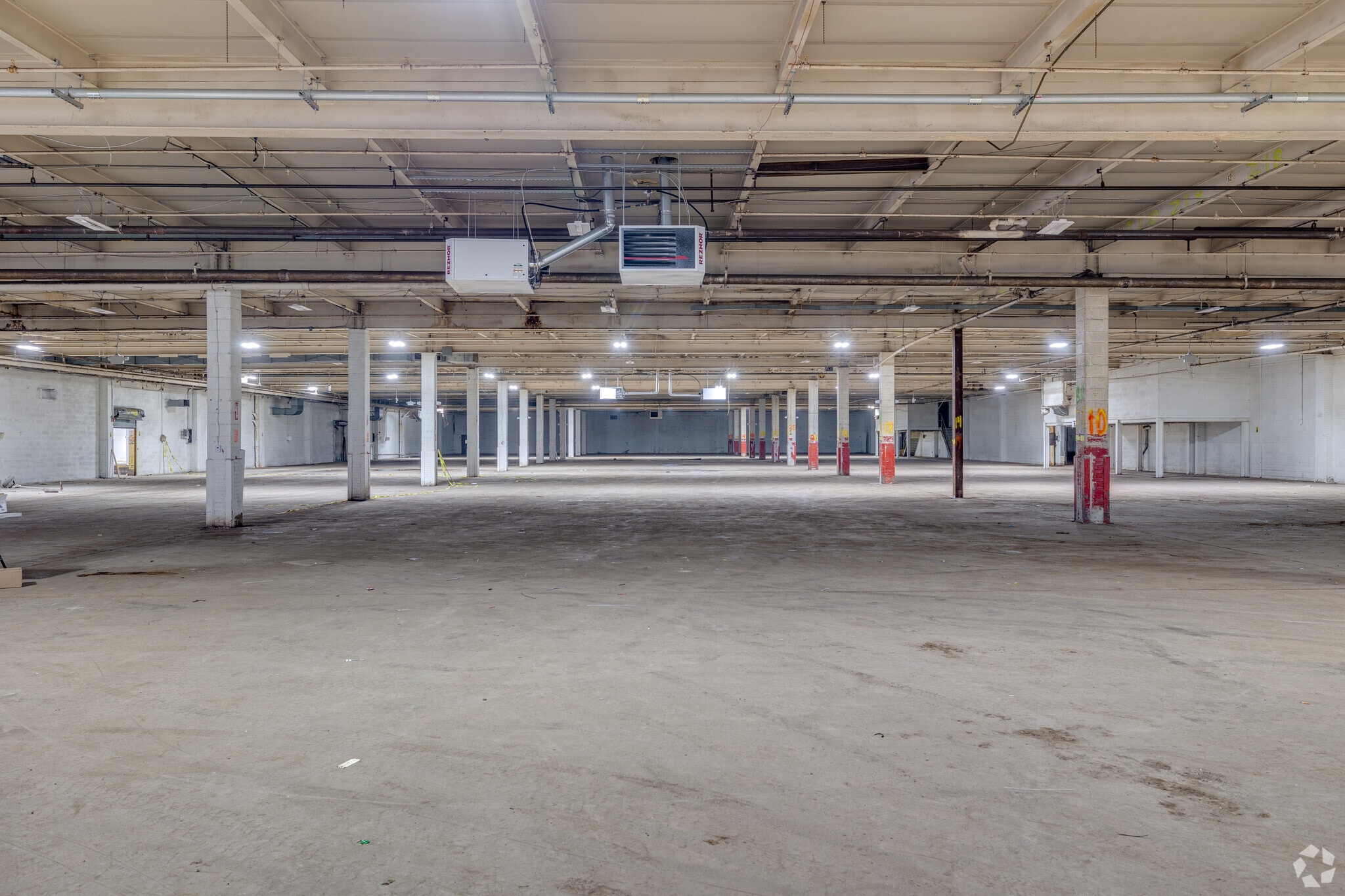 2235 Castor Ave, Philadelphia, PA to rent Interior Photo- Image 1 of 3