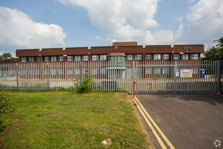 265 Burlington Rd, New Malden for sale - Primary Photo - Image 1 of 1