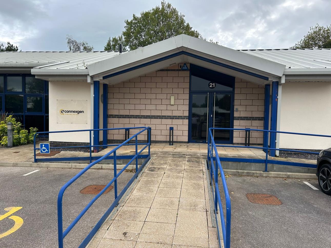 Ffordd Richard Davies, St Asaph to rent Building Photo- Image 1 of 3