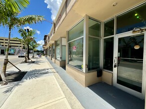 112-120 S 20th Ave, Hollywood, FL for rent Building Photo- Image 1 of 8