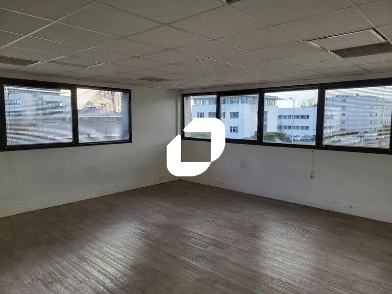 Location Bureaux 282 m² à 631 m² - Photo 1