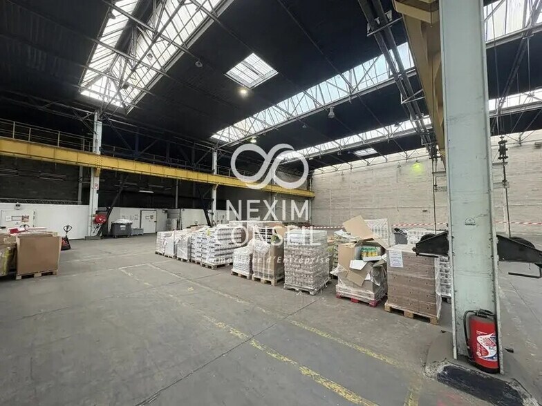 Industrial in Argenteuil to rent - Interior Photo - Image 2 of 6