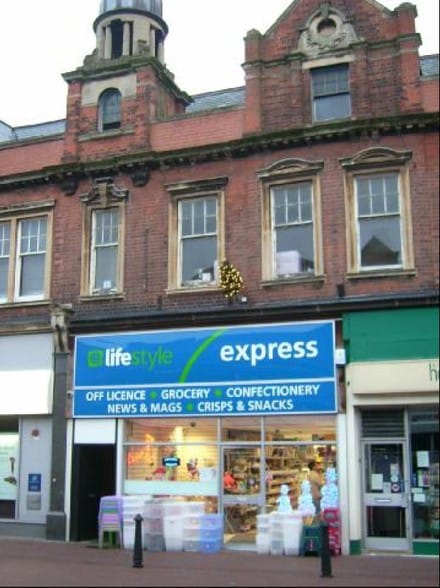 191 Station St, Burton On Trent to rent - Building Photo - Image 2 of 3