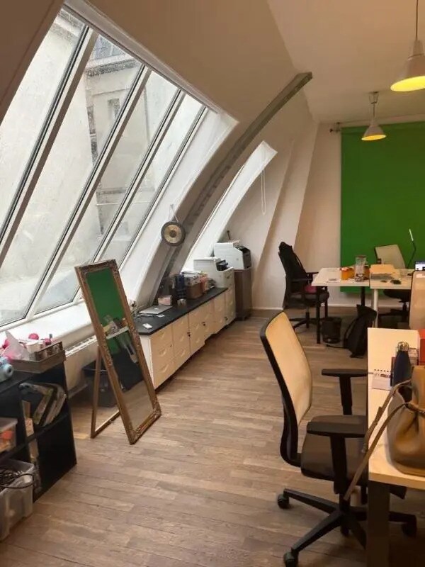 Location Bureaux 84 m² - Photo 1