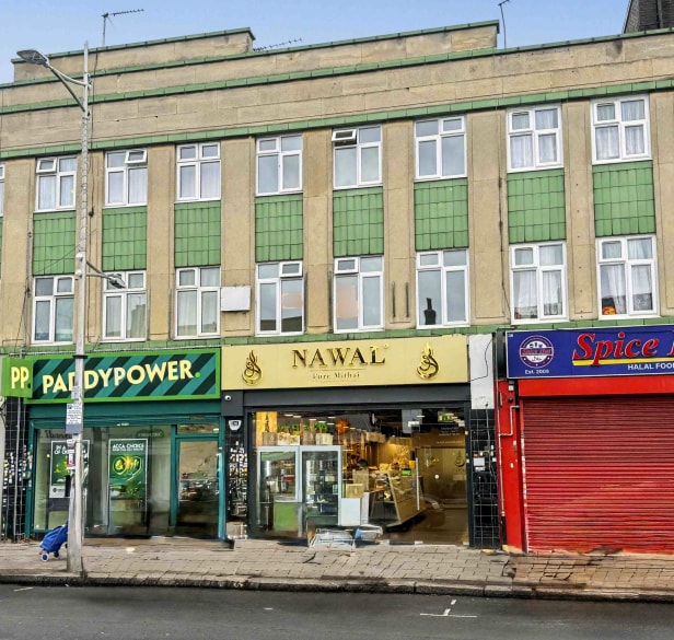 40-40A High St, Ilford for sale - Building Photo - Image 1 of 4