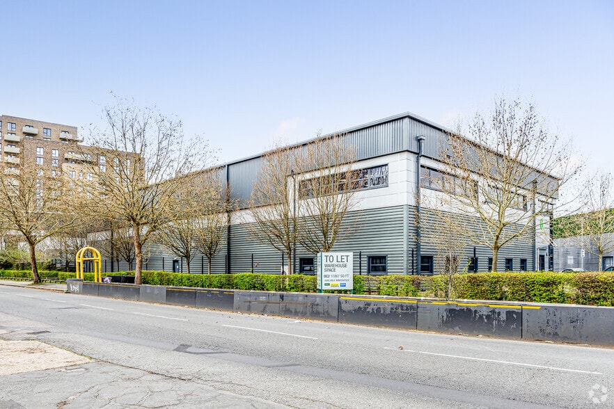 Central Way, London to rent - Primary Photo - Image 1 of 10