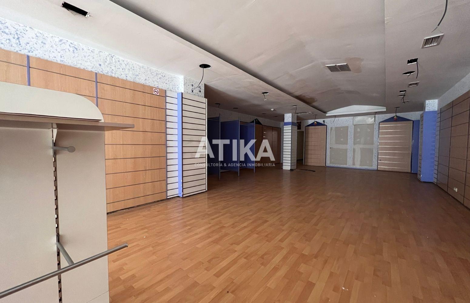 Retail in Ontinyent, Valencia to rent Building Photo- Image 1 of 13