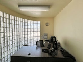 9280 Mast Blvd, Santee, CA to rent Interior Photo- Image 1 of 6