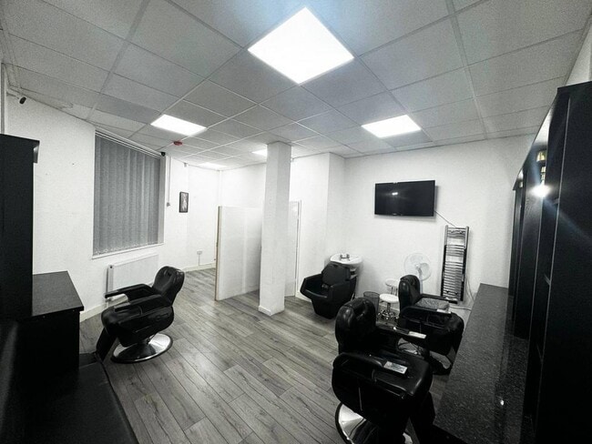 More details for 140-146 Dock Rd, Tilbury - Office to Rent